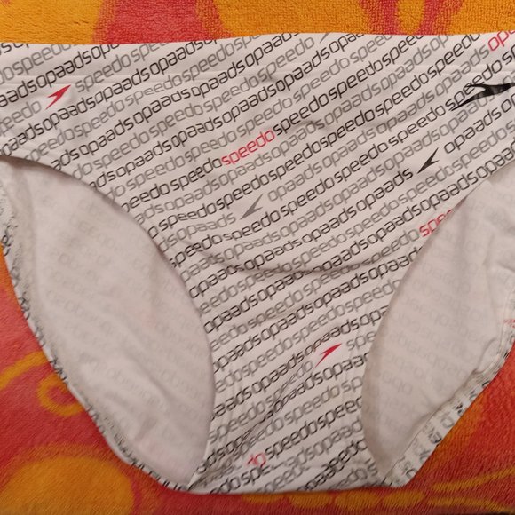 HARD-TO-FIND / UNIQUE Japanese All-over logo White Speedo Swim Brief, Size Large - Picture 1 of 6